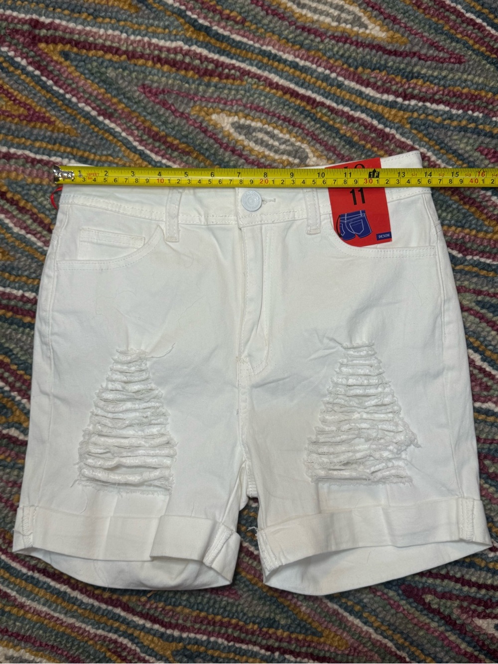 White Distressed Women’s Denim Shorts - Colombian- Butt enhancing - Picture 6 of 7